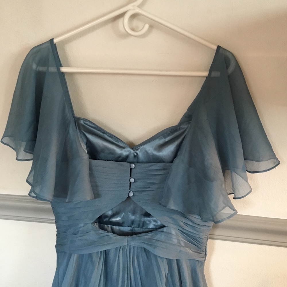 Icey blue sweetheart neckline dress